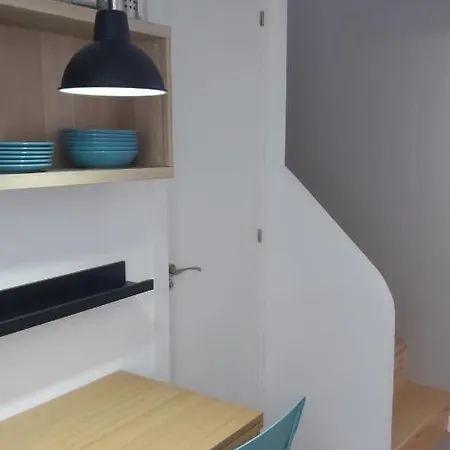 Casita Con Encanto Al Lado Estacion De Feve Appartamento